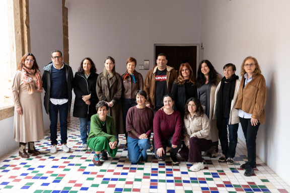 Visita de les associacions de víctimes a Salvem les Fotos - imatge 0