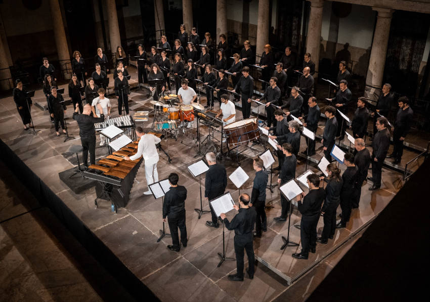 event image:El Orfeó Universitari de València participa cada año en el festival Serenates de la UV y el IVC. FOTO DE ARCHIVO.