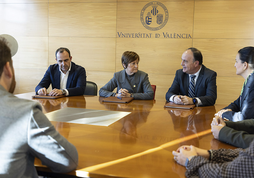 Autoritats signants de l'acord - imatge 0