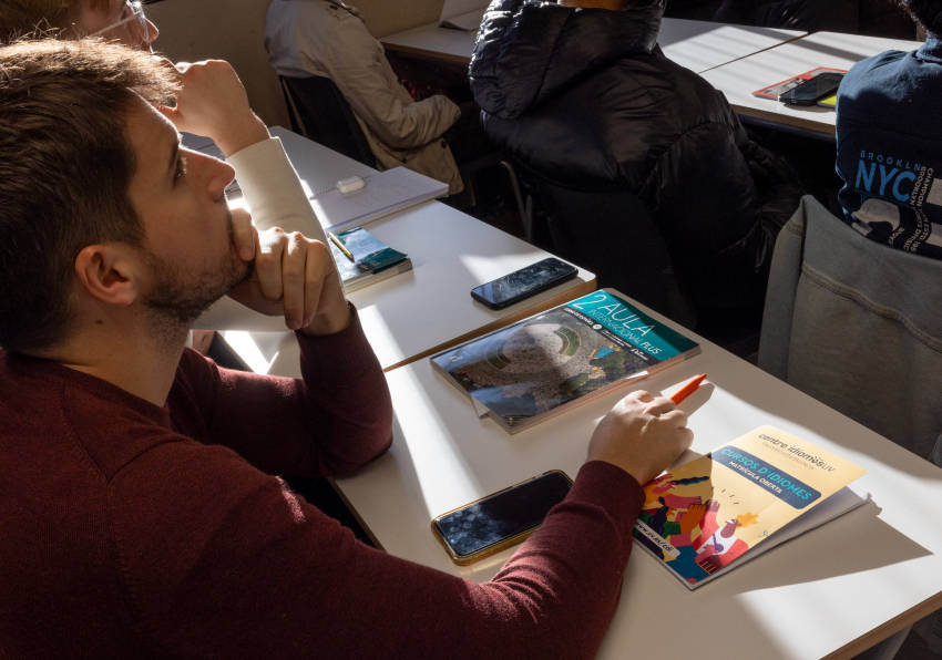 event image:Imagen gráfica de los Cursos de Idiomas del segundo cuatrimestre.